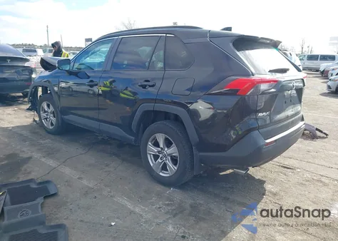2022 Toyota Rav4 Xle z USA, uszkodzony, nr VIN 2T3P1RFV9NC296109